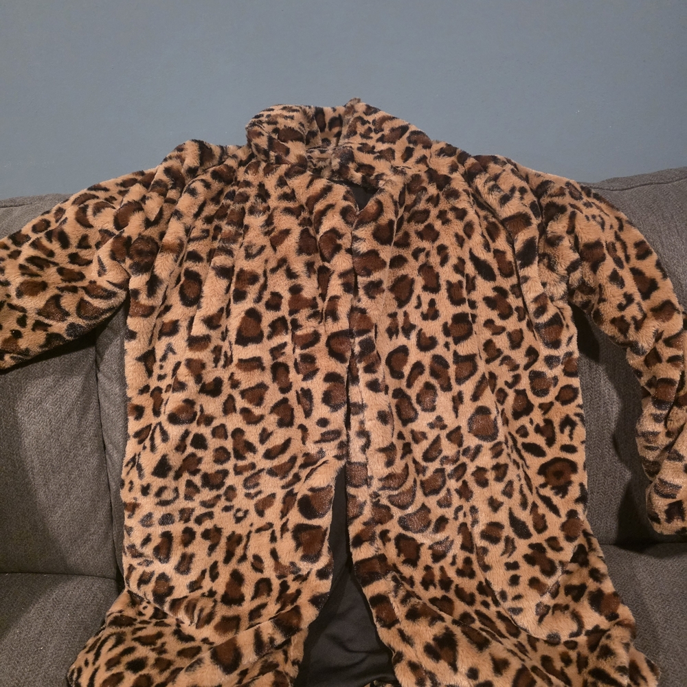 Chic Leopard Print Teddy Jacket